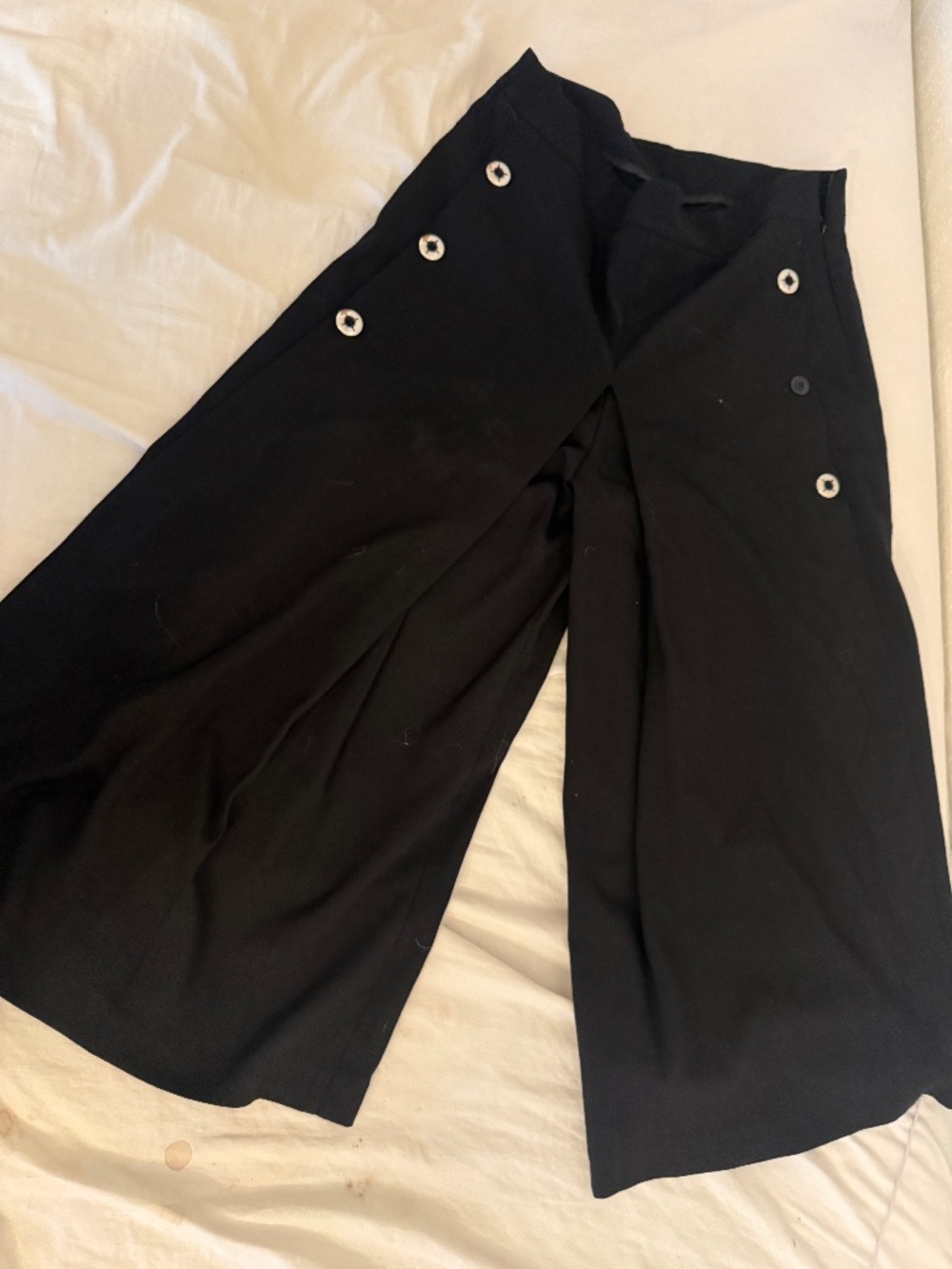 Black baggy pants